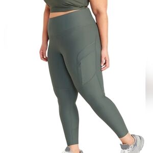 Old Navy Olive Green High-Waisted PowerSoft 7/8 Cargo Leggings - NWT
